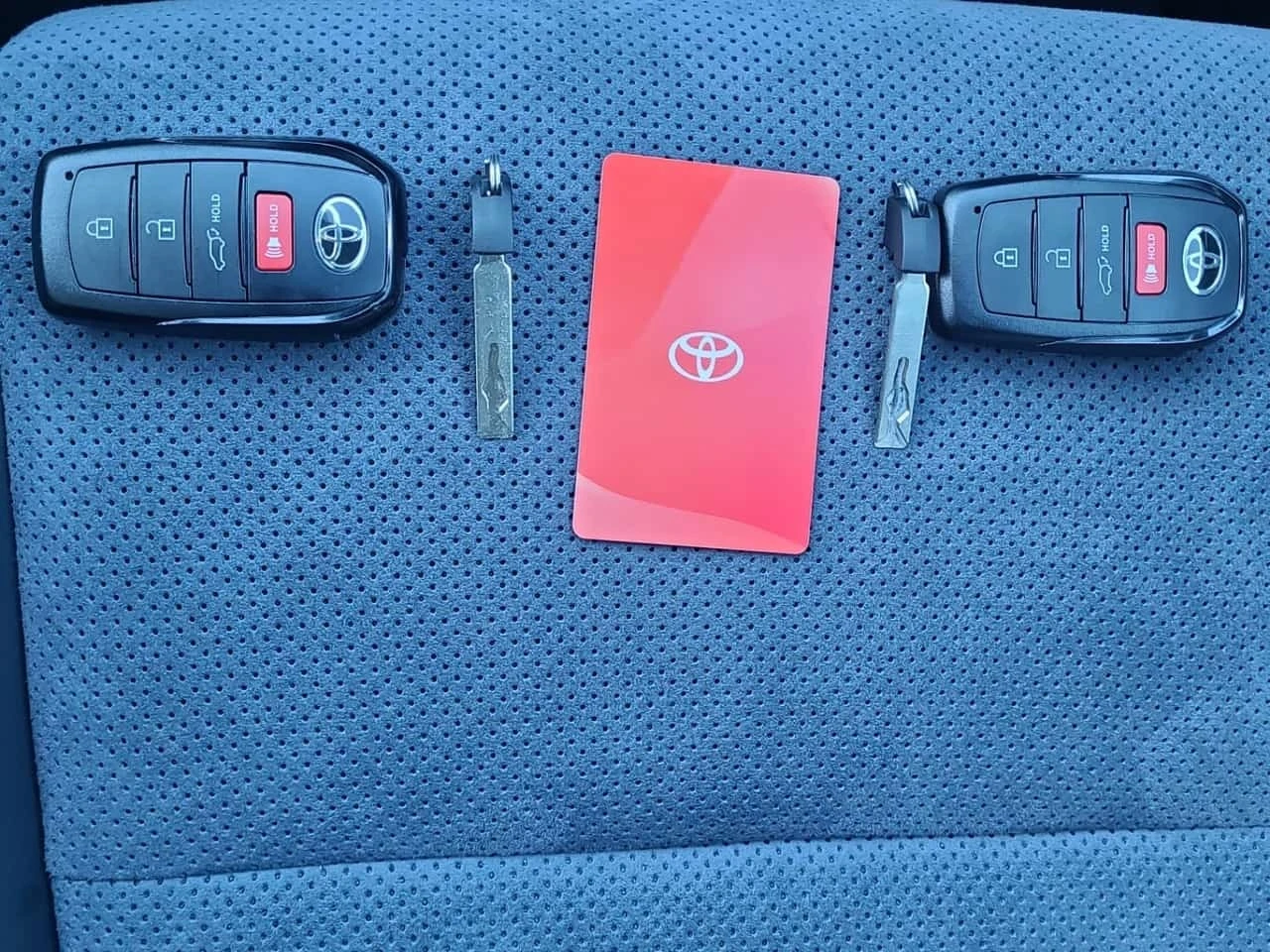 Toyota Rav4 * XSE * AWD * CARFAX *  | Mobile.bg � ����������� 8