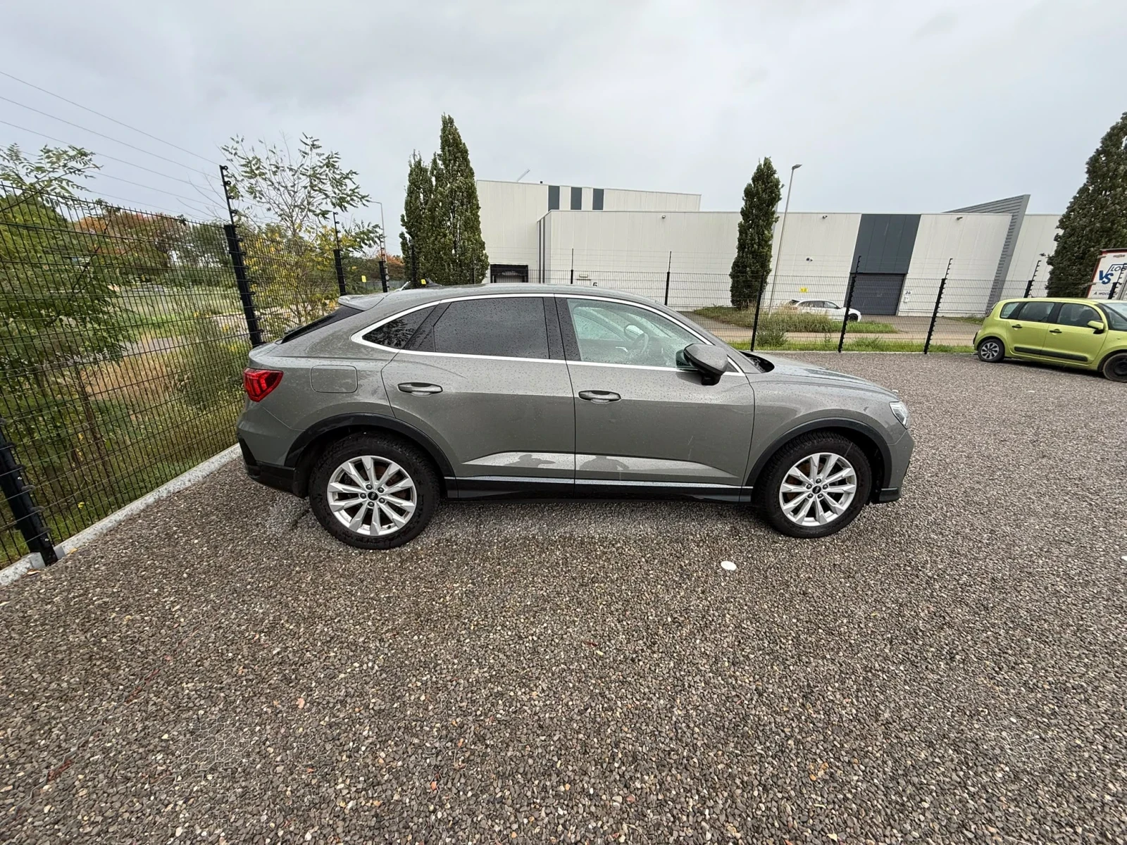 Audi Q3 S line , снимка 2 - Автомобили и джипове - 56610752