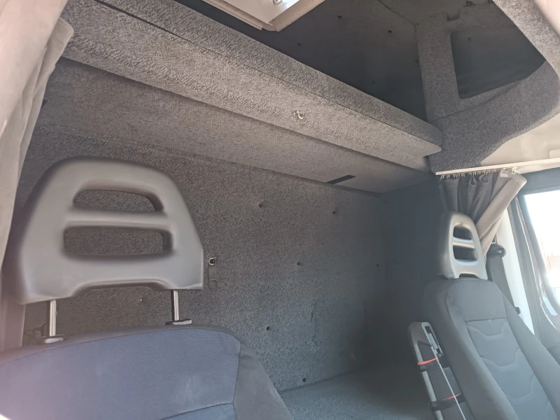 Iveco 35c18 9 ПАЛЕТЕН / ГОТОВ ЛИЗИНГ / ДВОЙНА КАБИНА, снимка 8 - Бусове и автобуси - 51071207