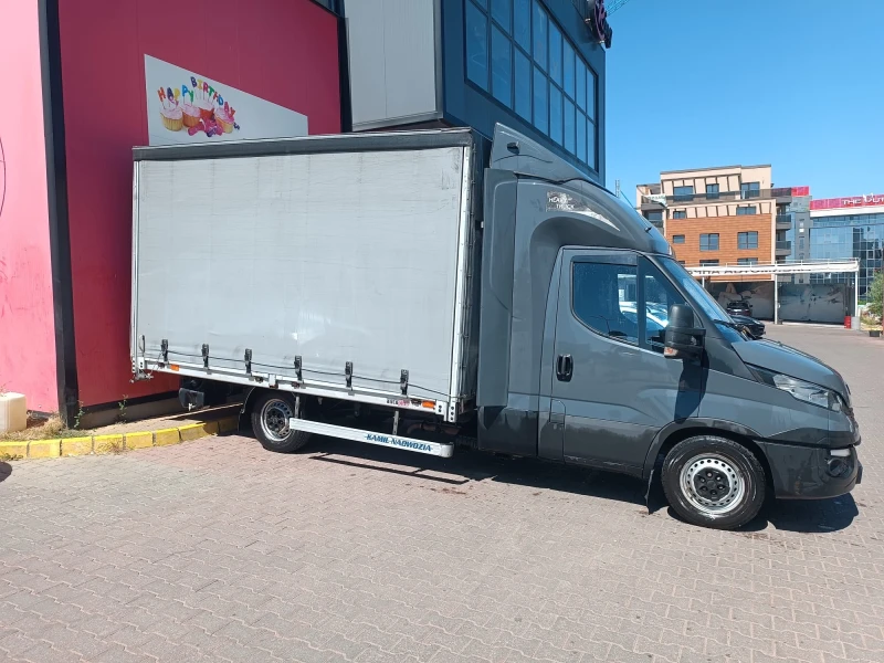 Iveco 35c18 9 ПАЛЕТЕН / ГОТОВ ЛИЗИНГ / ДВОЙНА КАБИНА, снимка 4 - Бусове и автобуси - 51071207