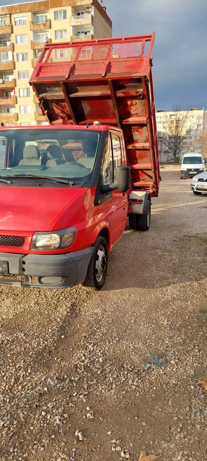 Ford Transit 2.4 TDCI тристранен - изображение 2