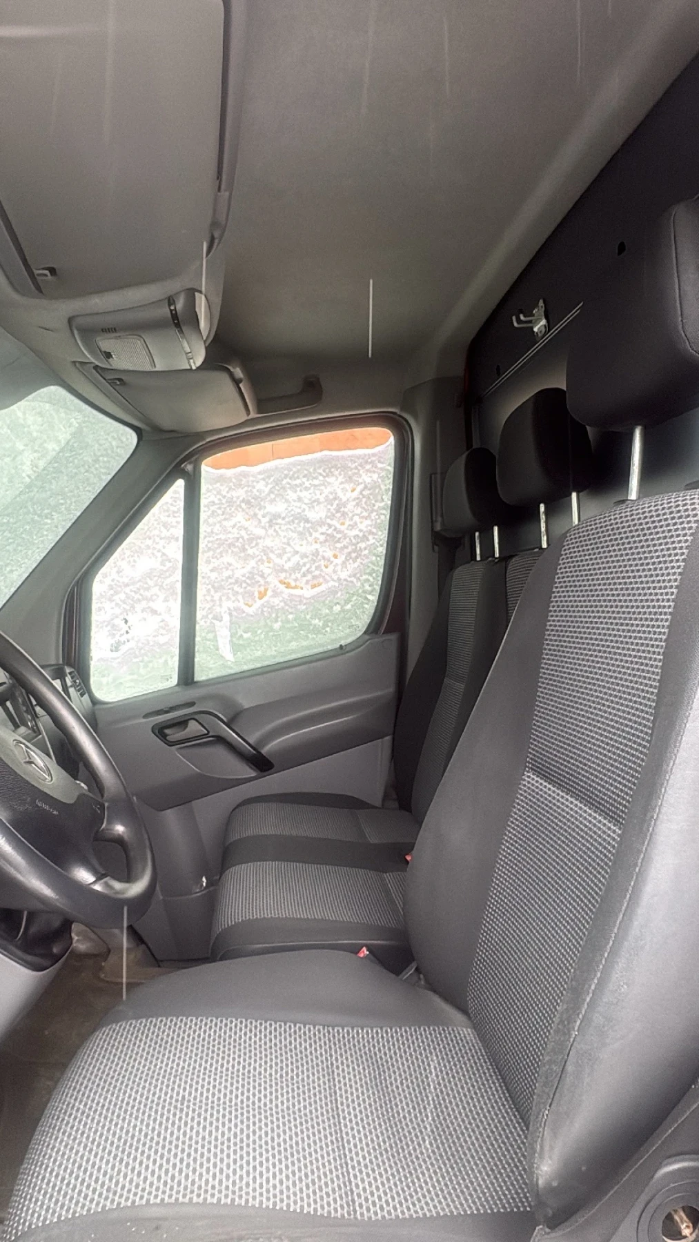 Mercedes-Benz 313, снимка 8 - Бусове и автобуси - 54869437