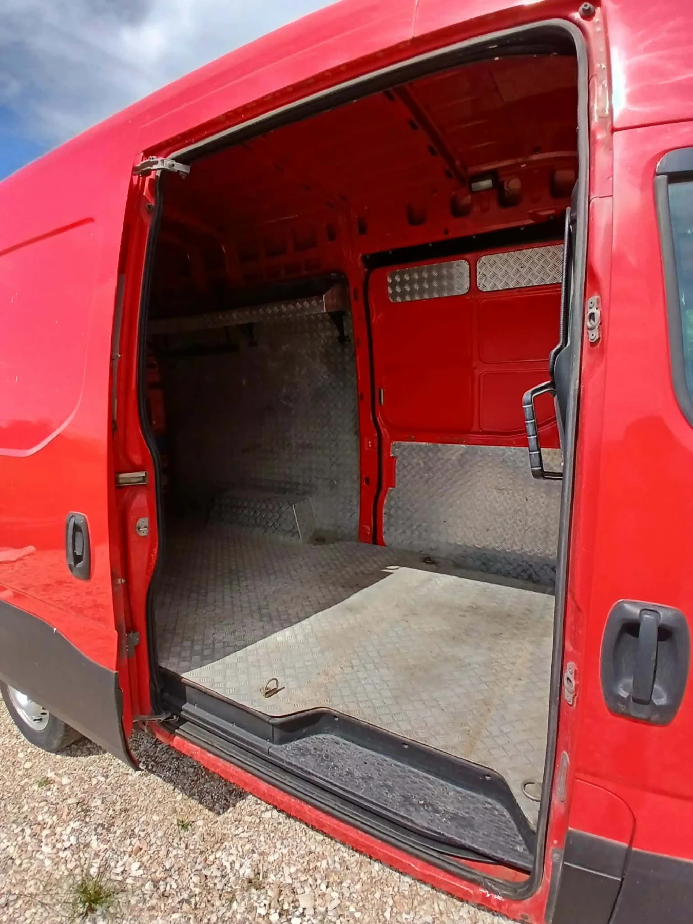 Iveco Daily Iveco Daily 35 -15 , снимка 8 - Бусове и автобуси - 55106173