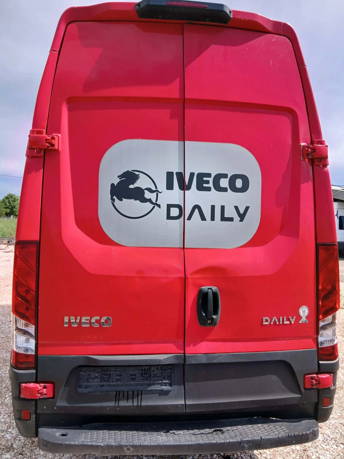 Iveco Daily Iveco Daily 35 -15 , снимка 4 - Бусове и автобуси - 55106173
