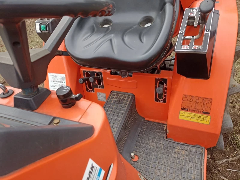 Трактор Kubota Bultra, снимка 6 - Селскостопанска техника - 48418215