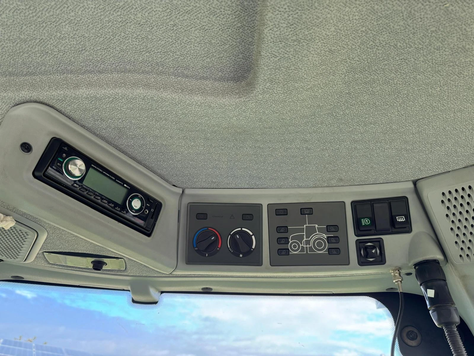  Claas ARION 660 CIS CMATIC   | Mobile.bg   13