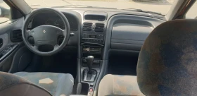 Renault Laguna Бензин/Газ, снимка 15