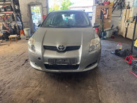 Toyota Auris, снимка 1