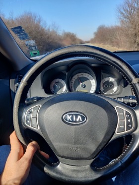 Kia Ceed, снимка 3 - Автомобили и джипове - 44797905