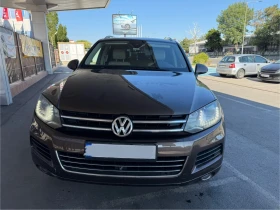 Обява за продажба на VW Touareg 3.0D* LED* Кожа ~19 999 лв. - изображение 2