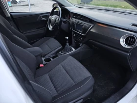 Toyota Auris, снимка 3