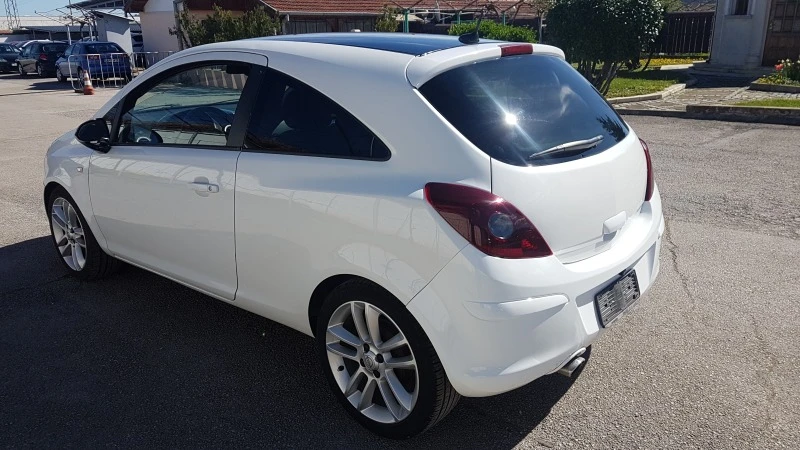 Opel Corsa 1.3CDTI навигация, снимка 5 - Автомобили и джипове - 45094124