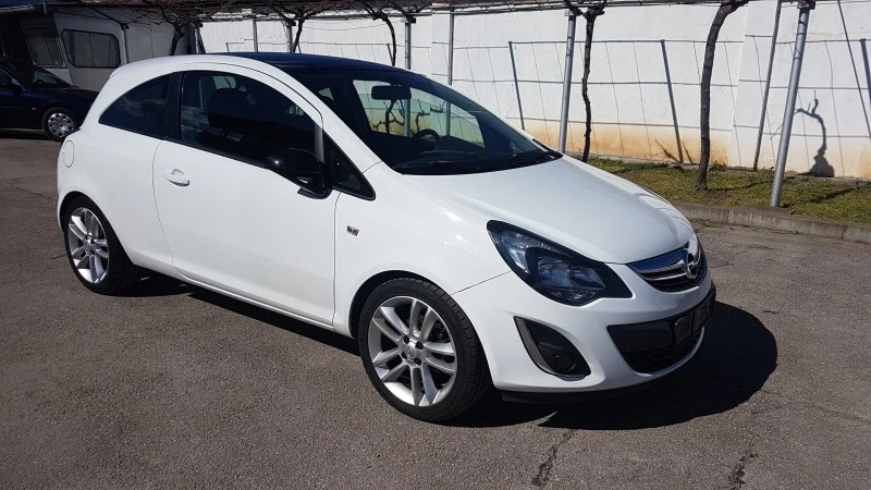 Opel Corsa 1.3CDTI навигация, снимка 2 - Автомобили и джипове - 45094124