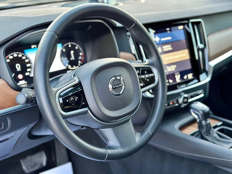 Volvo S90 S90 ::4x4 :: 235кс AWD INSCRIPTION :: FULL SERVICE, снимка 10 - Автомобили и джипове - 47336946