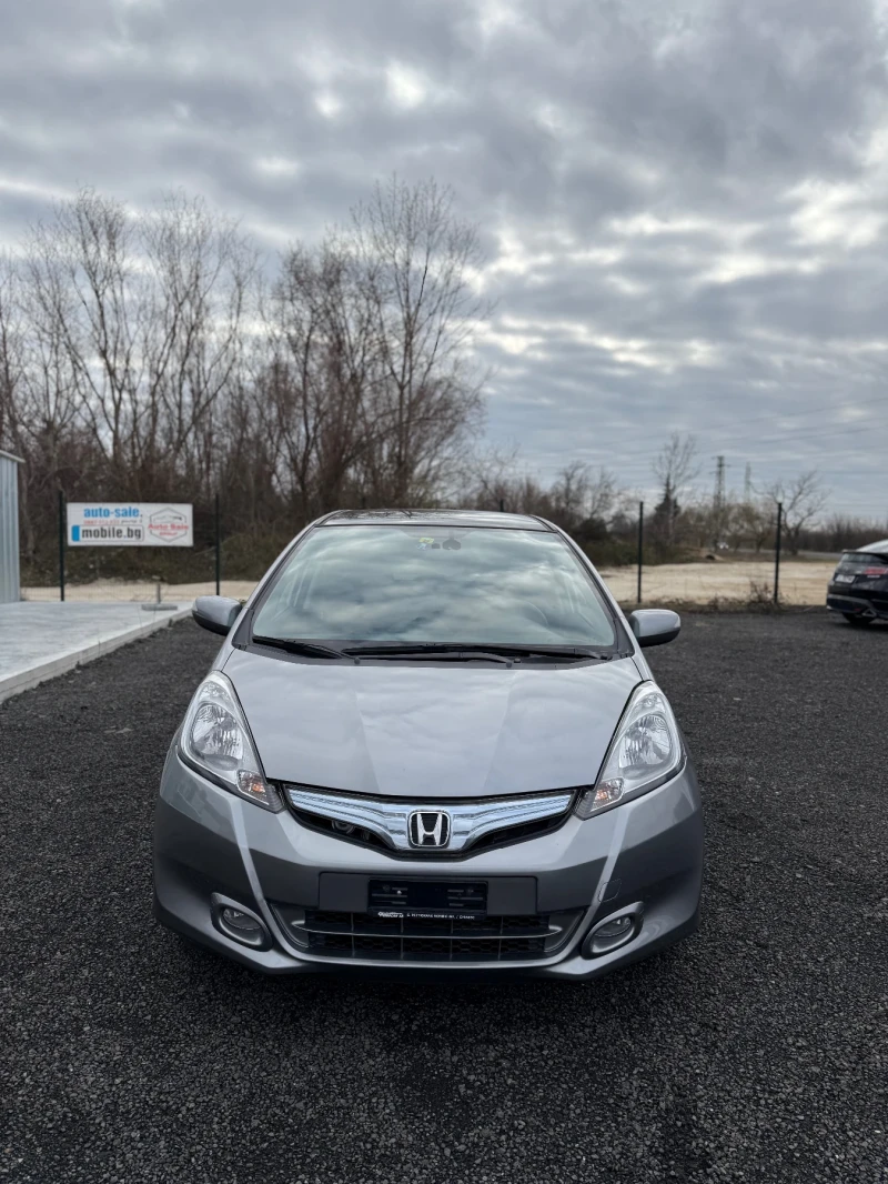 Honda Jazz 1.3i Hybrid Exclusive Swiss, снимка 3 - Автомобили и джипове - 48642365