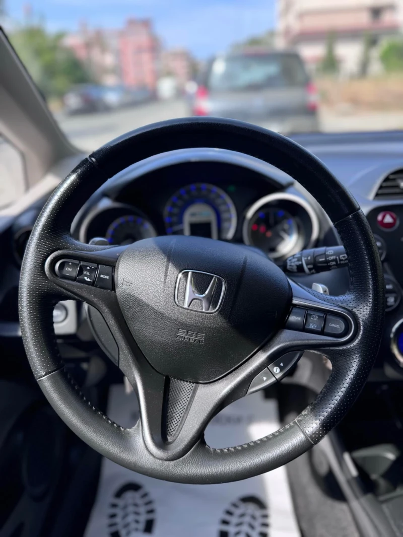 Honda Jazz 1.3i Hybrid Exclusive Swiss, снимка 10 - Автомобили и джипове - 47537032