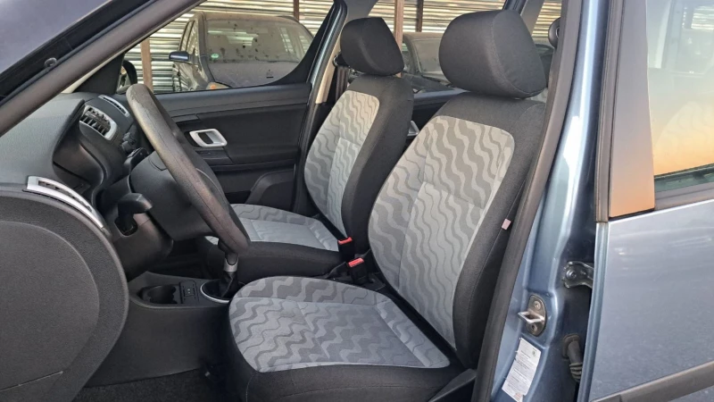 Skoda Roomster 1.4i NOV VNOS GERMANY, снимка 8 - Автомобили и джипове - 47584124