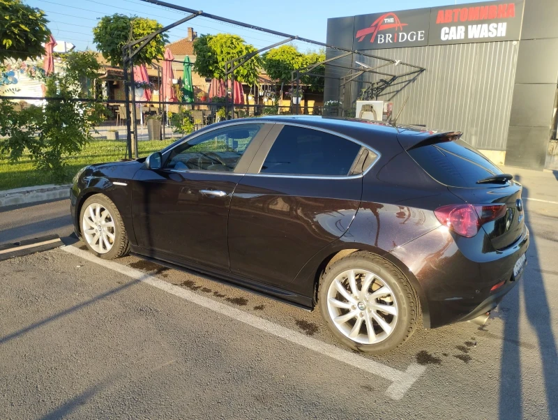 Alfa Romeo Giulietta 2.0 JTDm2, снимка 10 - Автомобили и джипове - 47841797