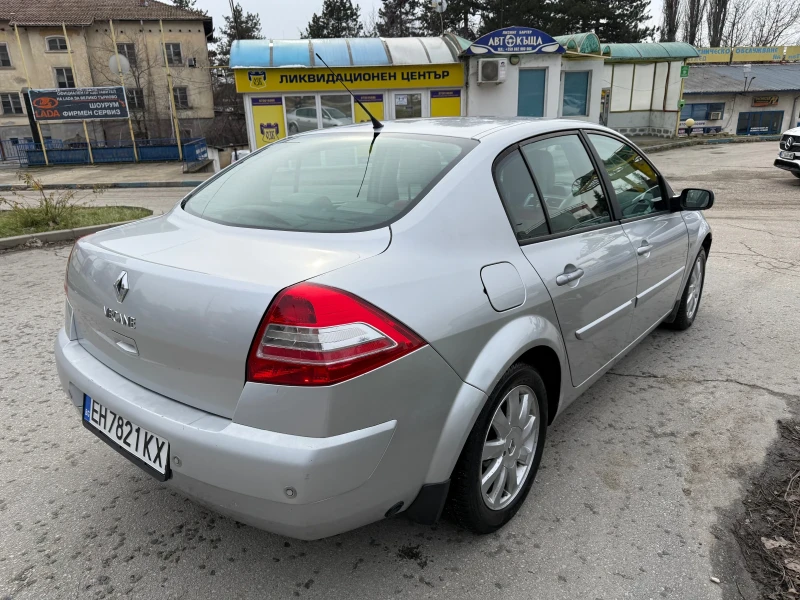 Renault Megane 1.6 ГАЗ, снимка 4 - Автомобили и джипове - 48781058