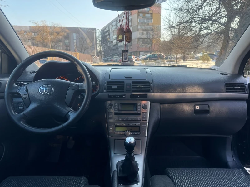 Toyota Avensis 2.0 D4D, снимка 6 - Автомобили и джипове - 49420781