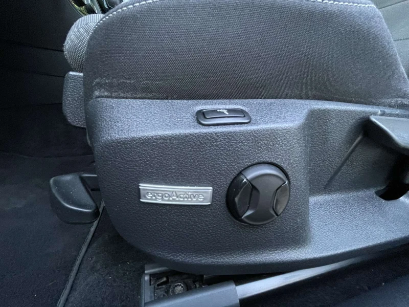 VW Golf 2.0 TDI / 150hp / DSG, снимка 11 - Автомобили и джипове - 50984891