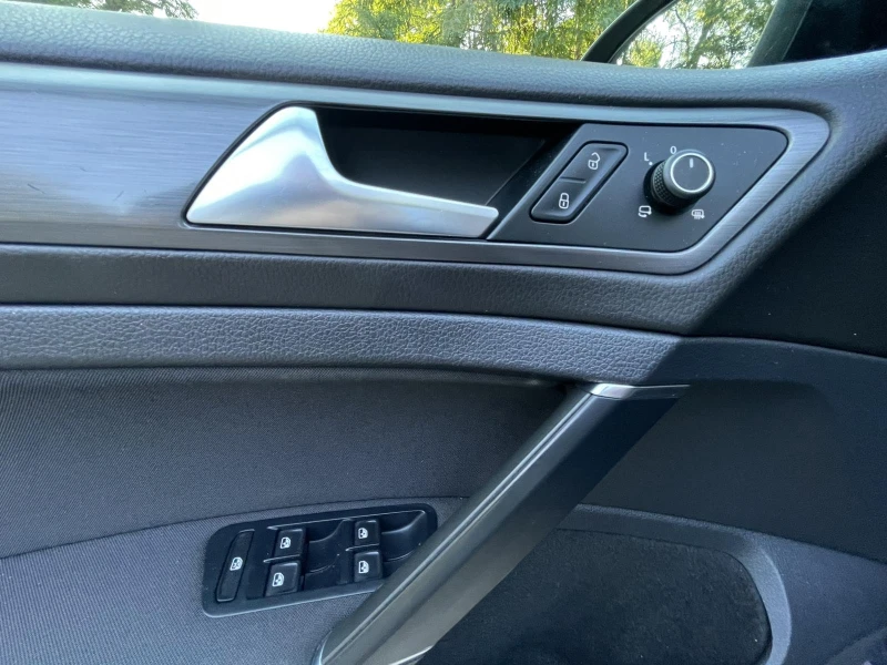 VW Golf 2.0 TDI / 150hp / DSG, снимка 10 - Автомобили и джипове - 50984891