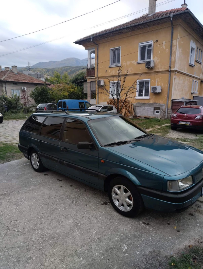 VW Passat, снимка 10 - Автомобили и джипове - 52067147