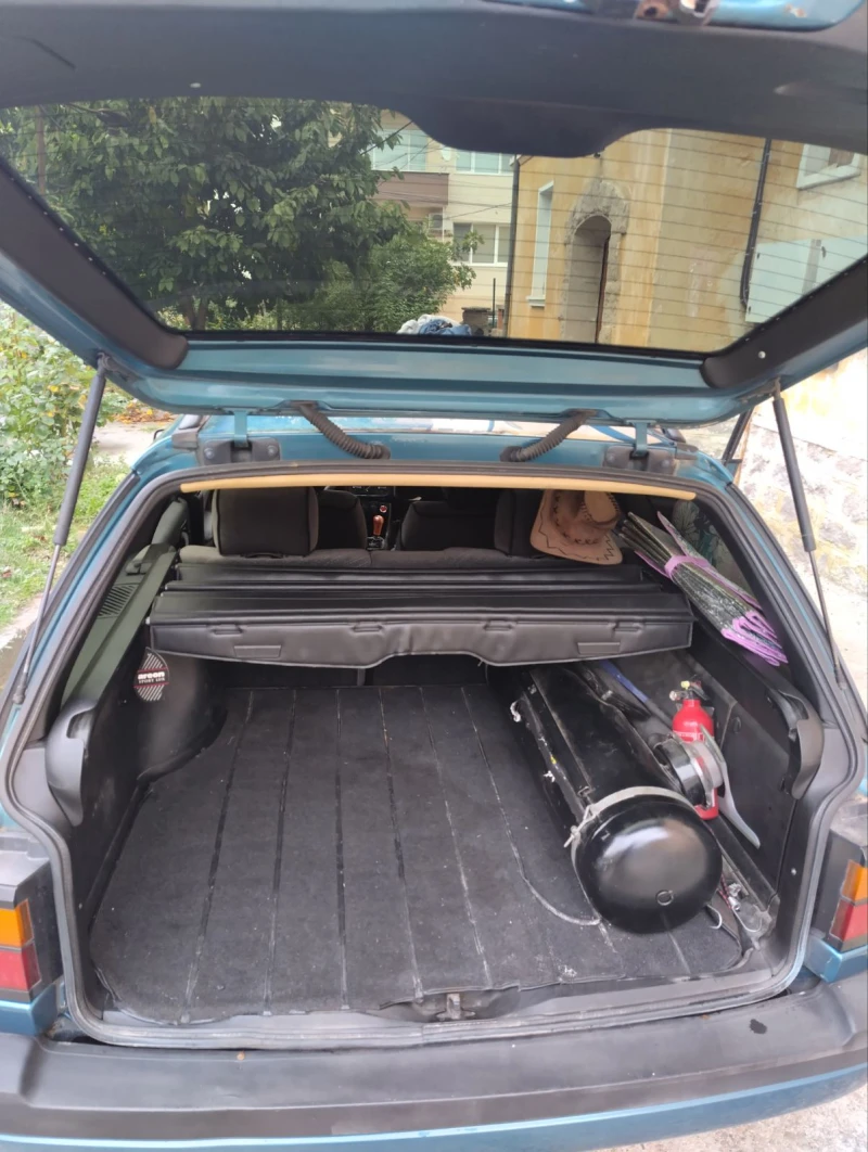 VW Passat, снимка 5 - Автомобили и джипове - 52067147