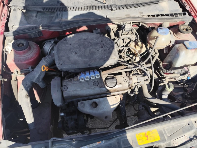 Seat Ibiza 1.4, снимка 7 - Автомобили и джипове - 52153608