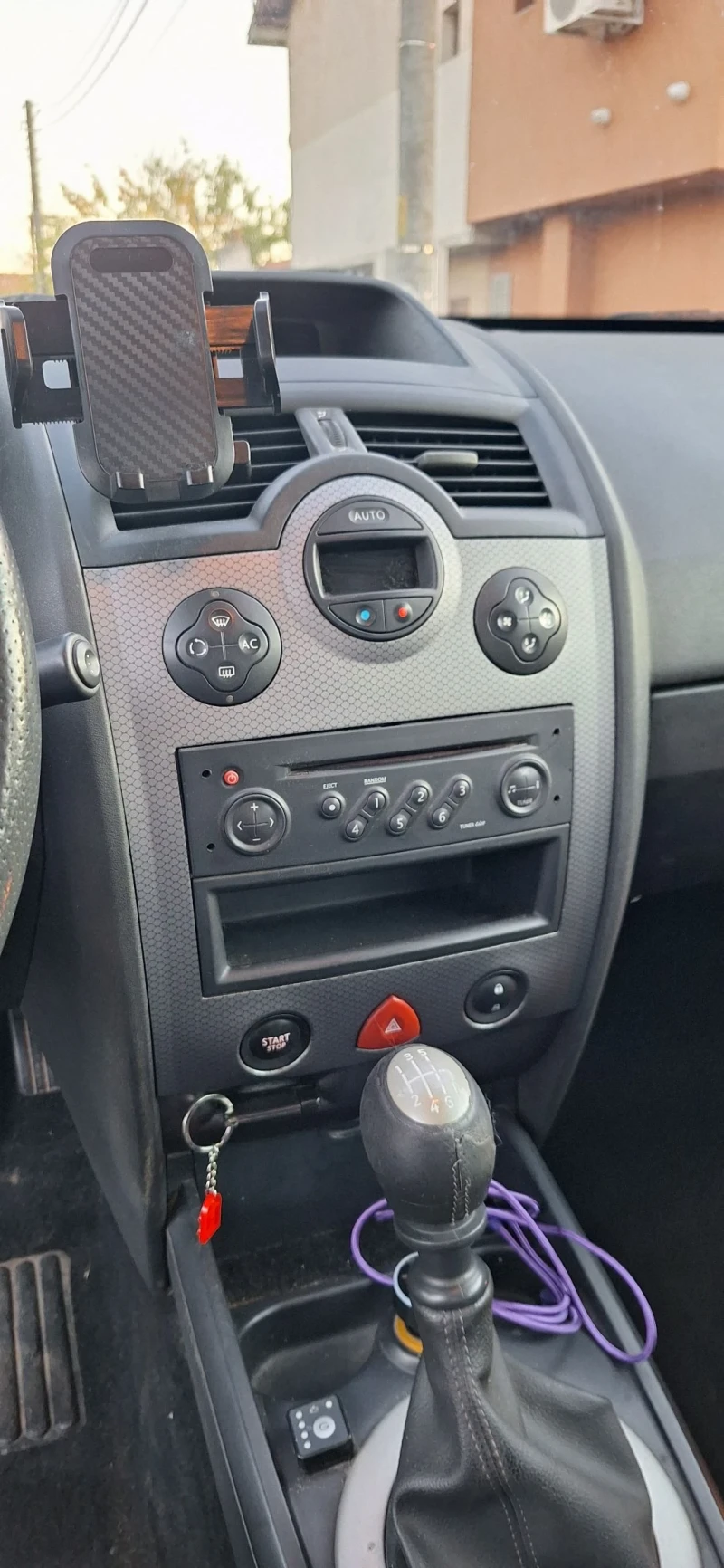 Renault Megane 2.0 16v, снимка 10 - Автомобили и джипове - 52187805