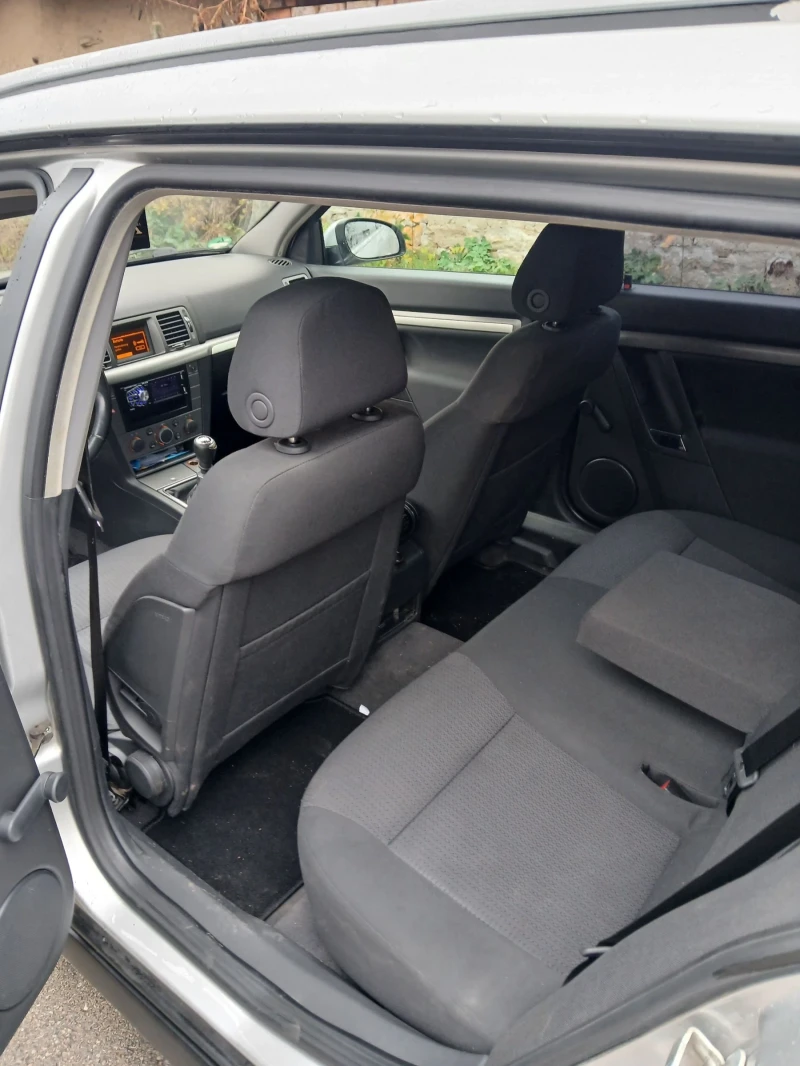Opel Vectra 1.9CDTI 6 СКОРОСТИ ФЕЙСЛИФТ 150КС , снимка 9 - Автомобили и джипове - 52438658