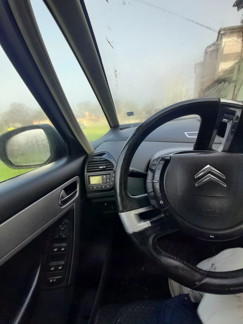 Citroen C4 Picasso, снимка 4 - Автомобили и джипове - 52734416
