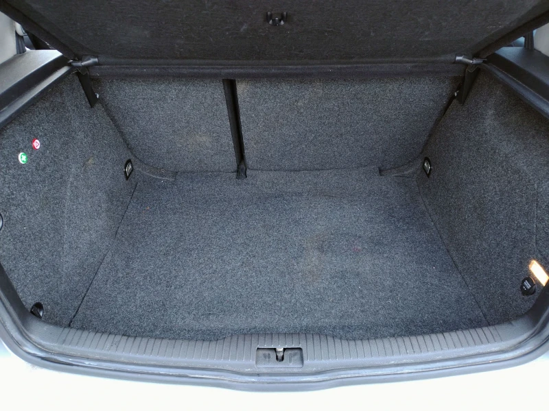 VW Golf 2001 Golf IV 1.6 SR, снимка 7 - Автомобили и джипове - 53386488