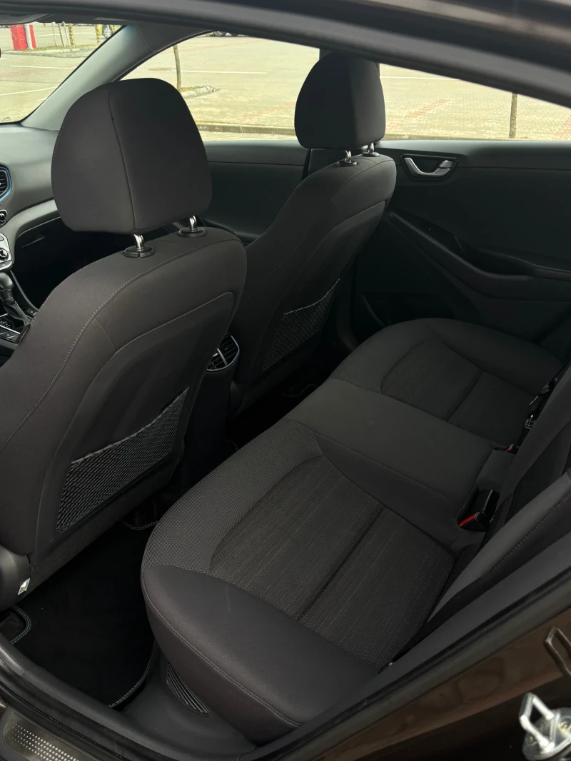 Hyundai Ioniq 92000км!!!Всичко Платено!, снимка 9 - Автомобили и джипове - 53393147