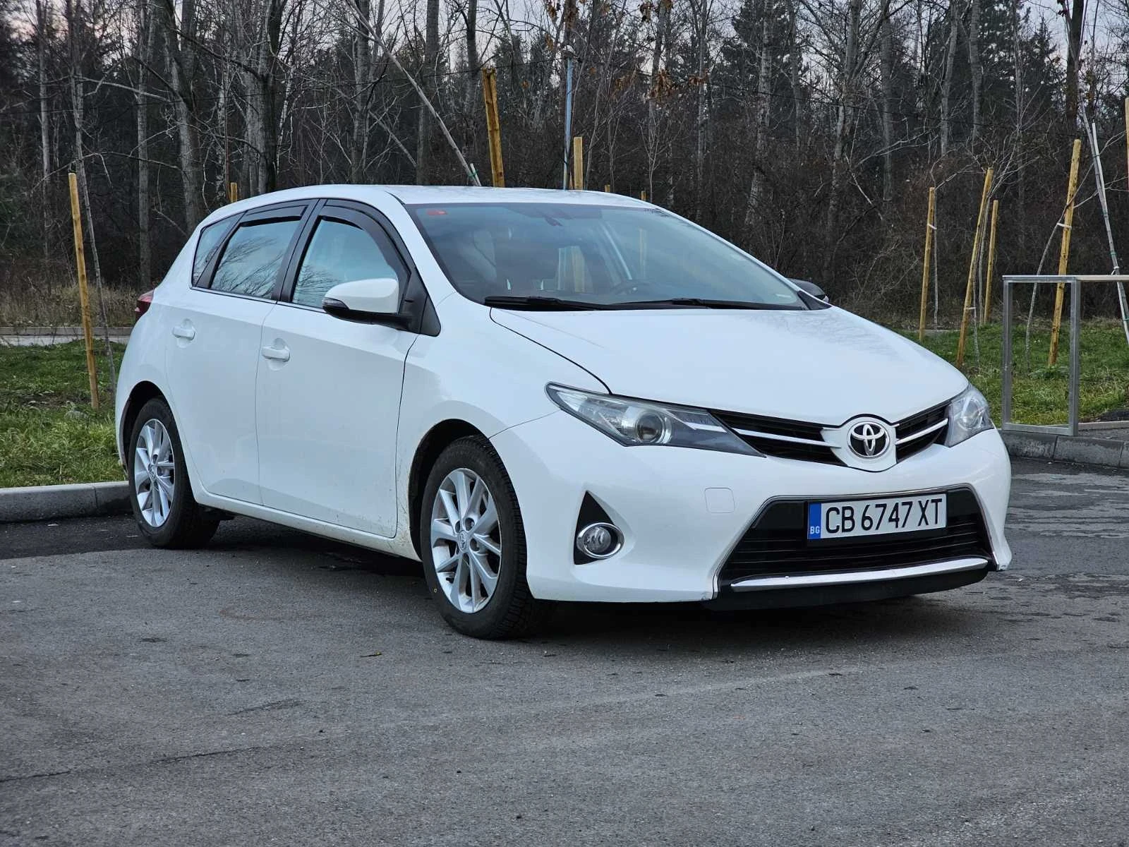 Toyota Auris, снимка 1