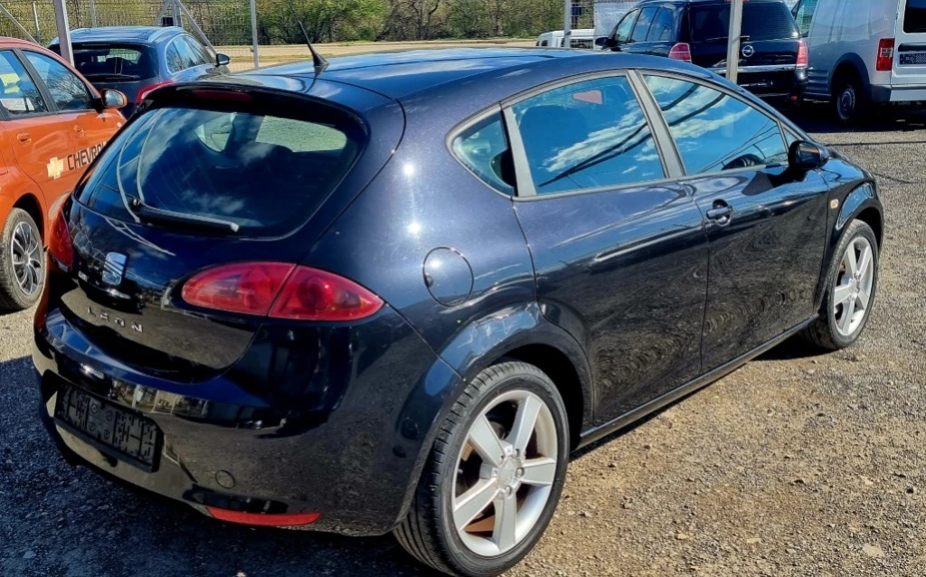 Seat Leon 2.0 - изображение 3