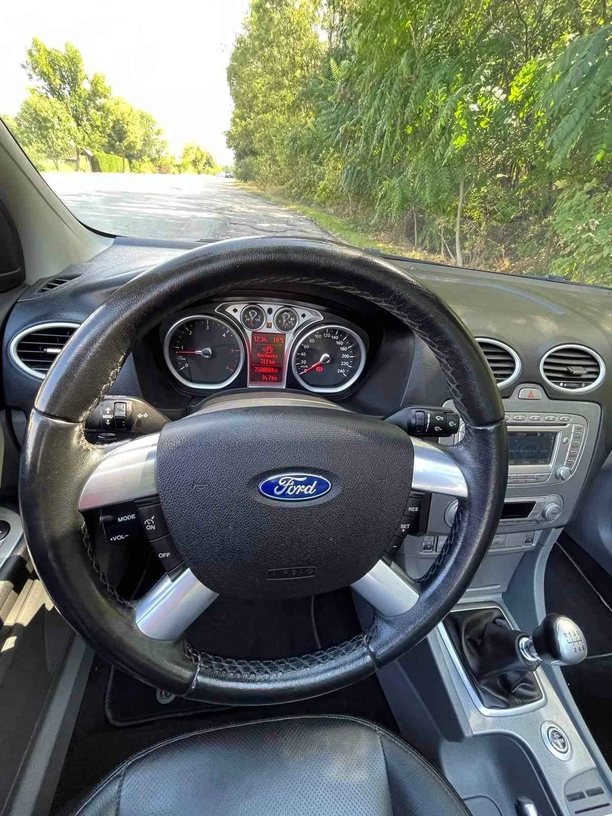 Ford Focus 2.0 TDCI - изображение 5