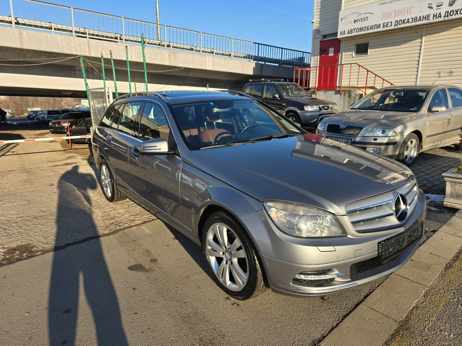 Mercedes-Benz C 220 2.2 Топ изпълнение - изображение 2
