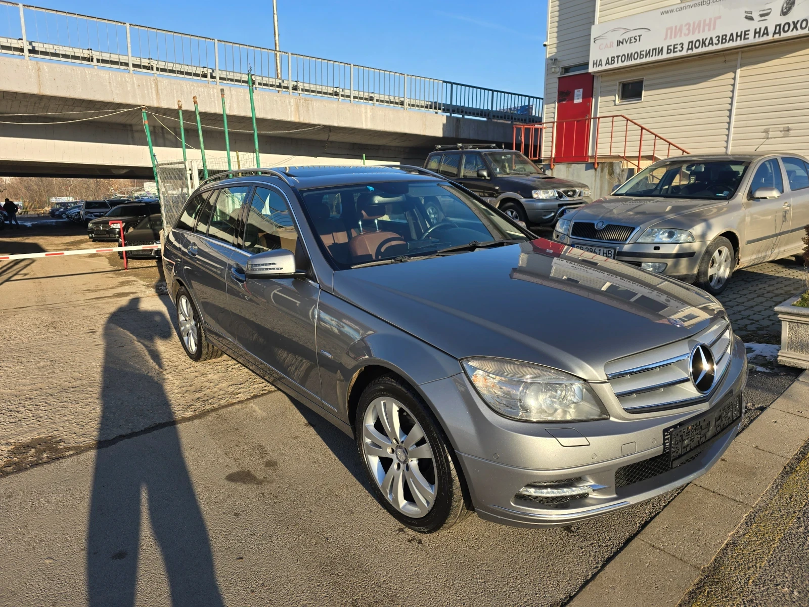 Mercedes-Benz C 220 2.2 Топ изпълнение - изображение 6