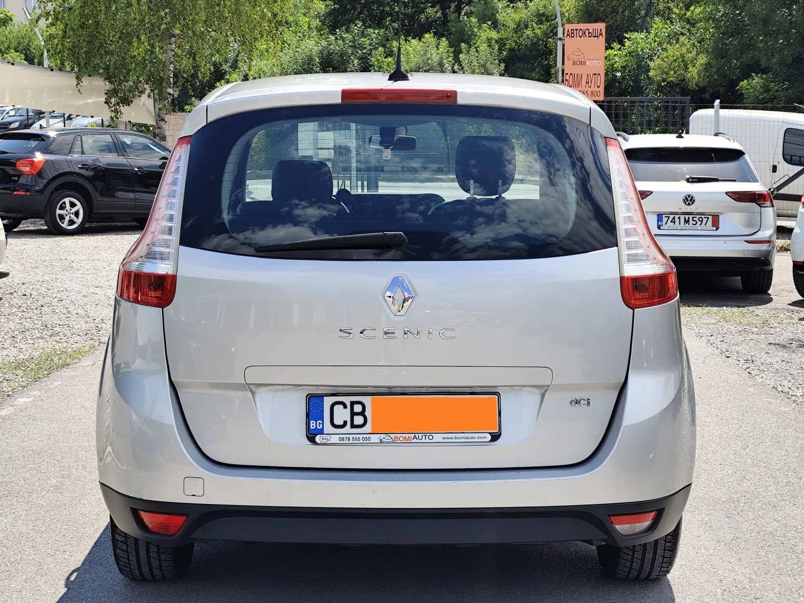Renault Scenic 1.5DCi* 7 МЕСТА* 6 СКОРОСТИ* NAVI* EURO5A*  - изображение 5