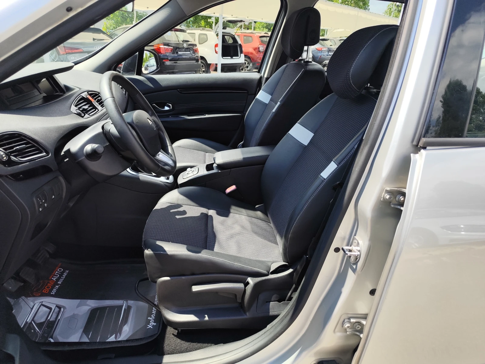 Renault Scenic 1.5DCi* 7 МЕСТА* 6 СКОРОСТИ* NAVI* EURO5A*  - изображение 7