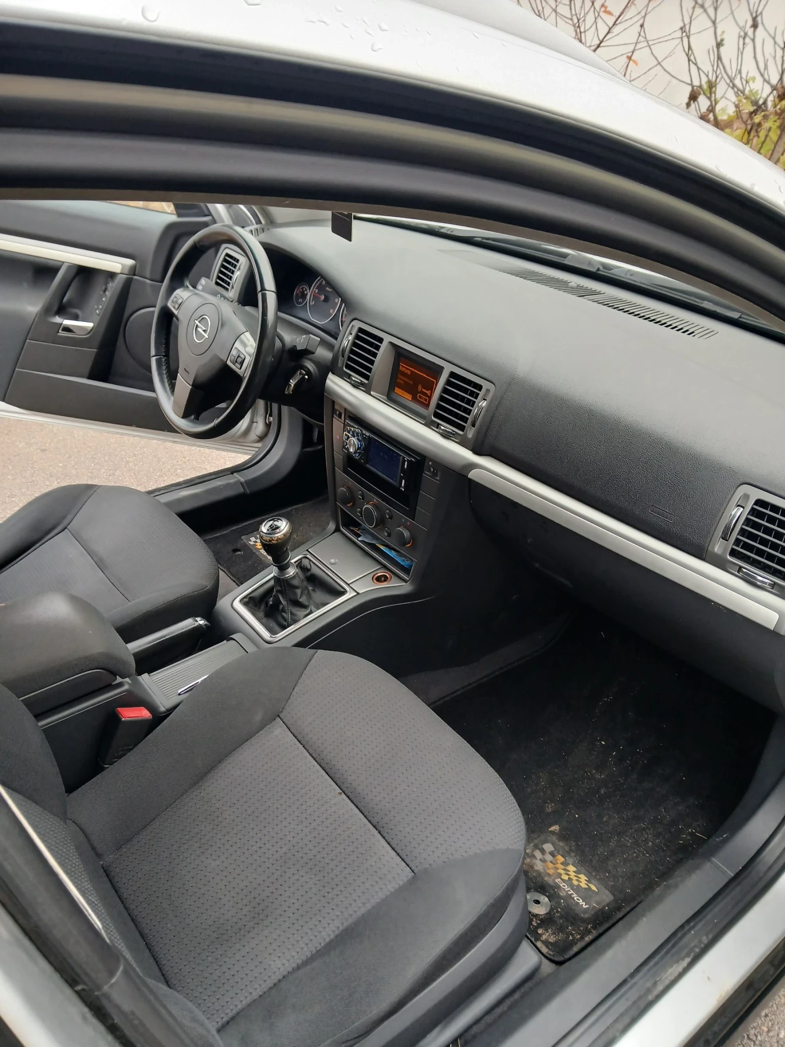 Opel Vectra 1.9CDTI 6 СКОРОСТИ ФЕЙСЛИФТ 150КС  - изображение 6