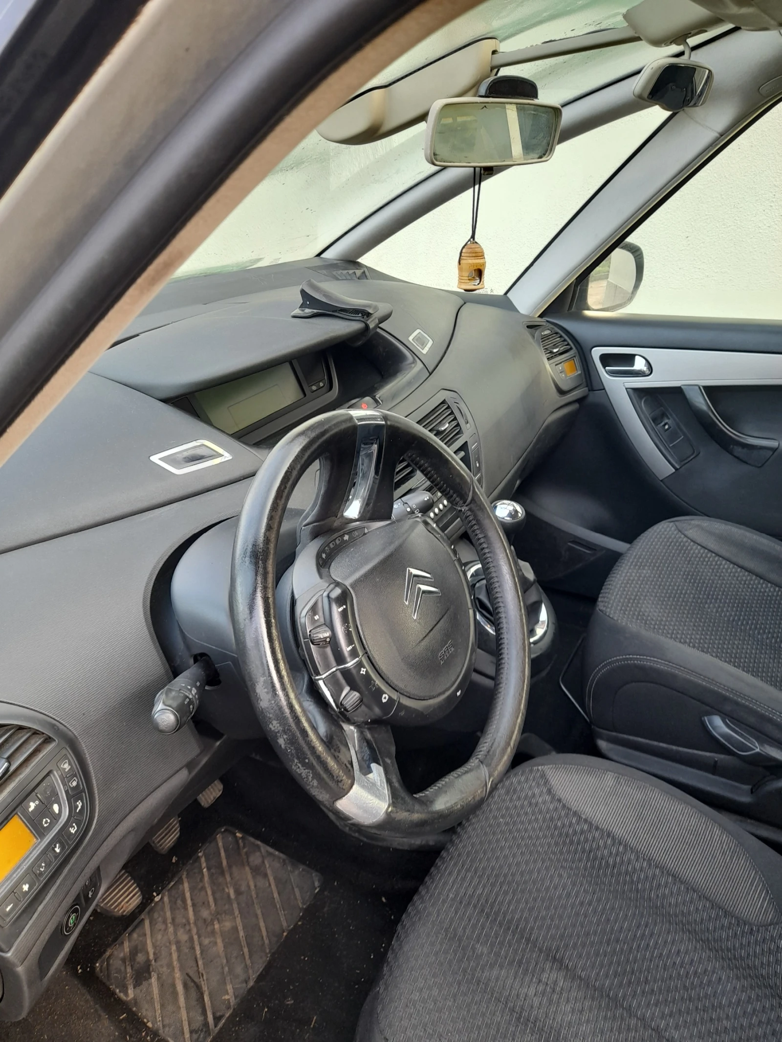 Citroen C4 Picasso  - изображение 7