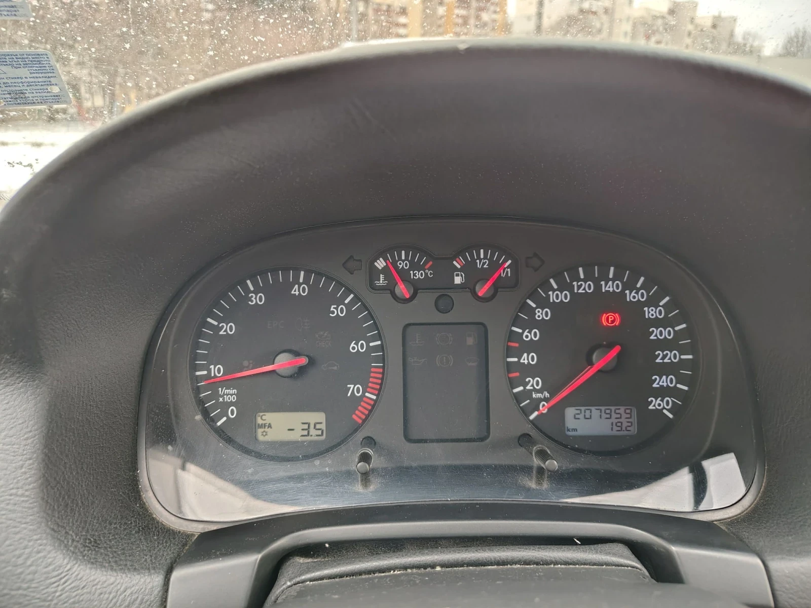 VW Golf 2001 Golf IV 1.6 SR - изображение 6