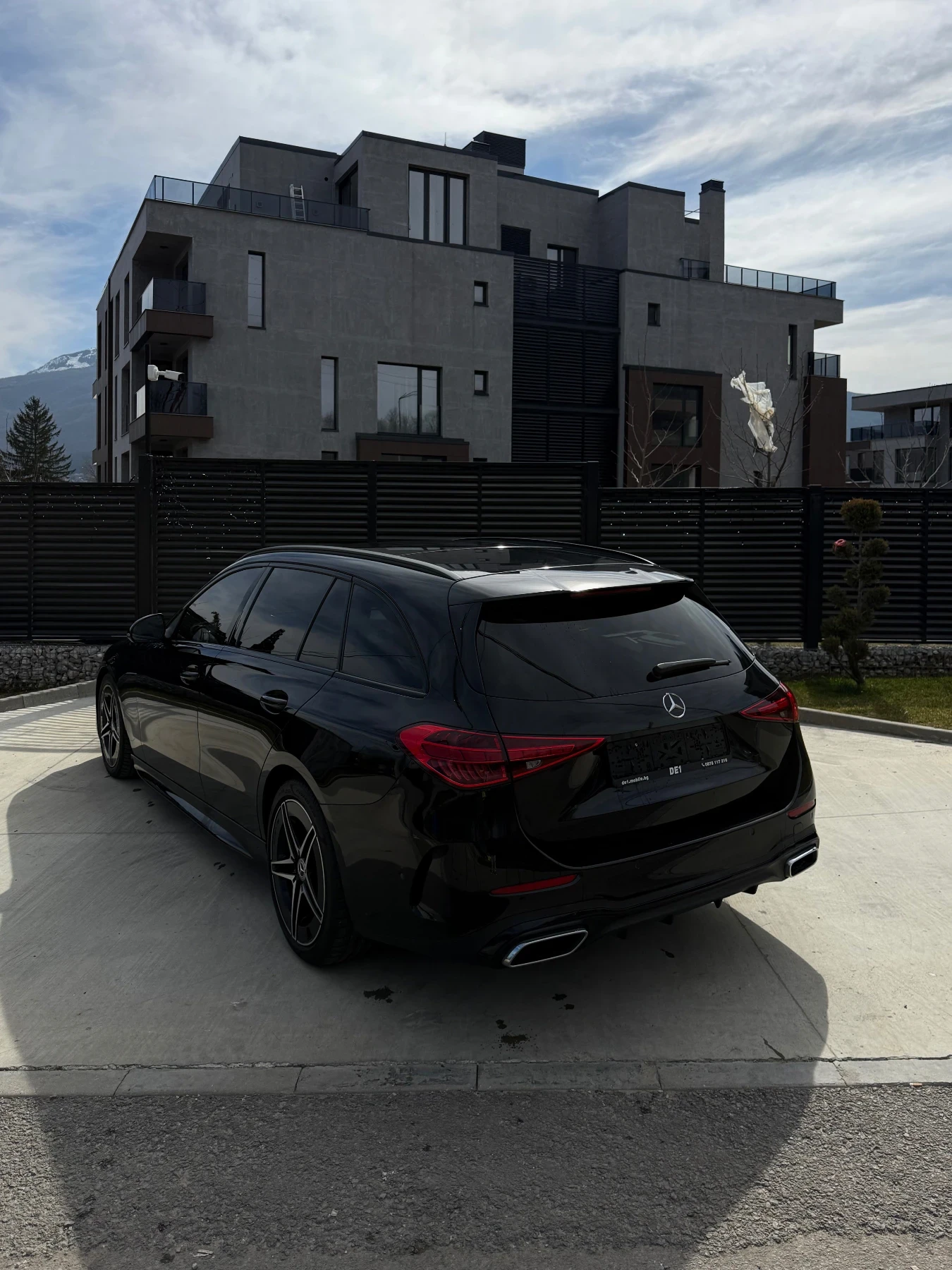 Mercedes-Benz C 220 4Matic, снимка 4 - Автомобили и джипове - 53784870