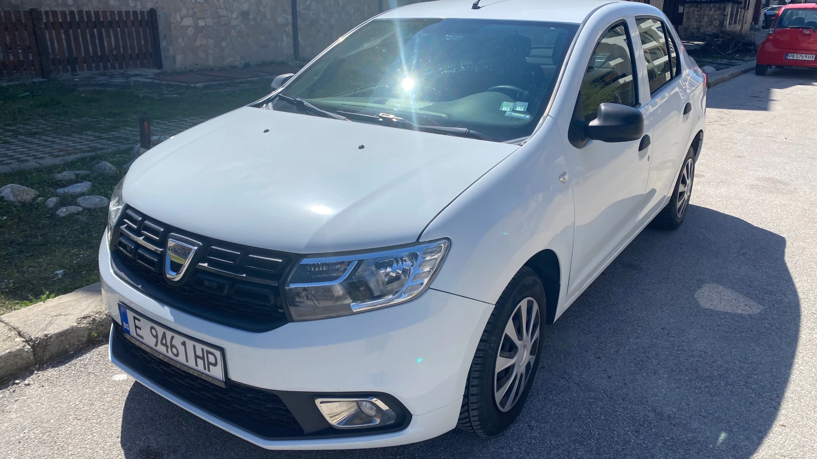 Dacia Logan N1, снимка 3 - Автомобили и джипове - 54247279