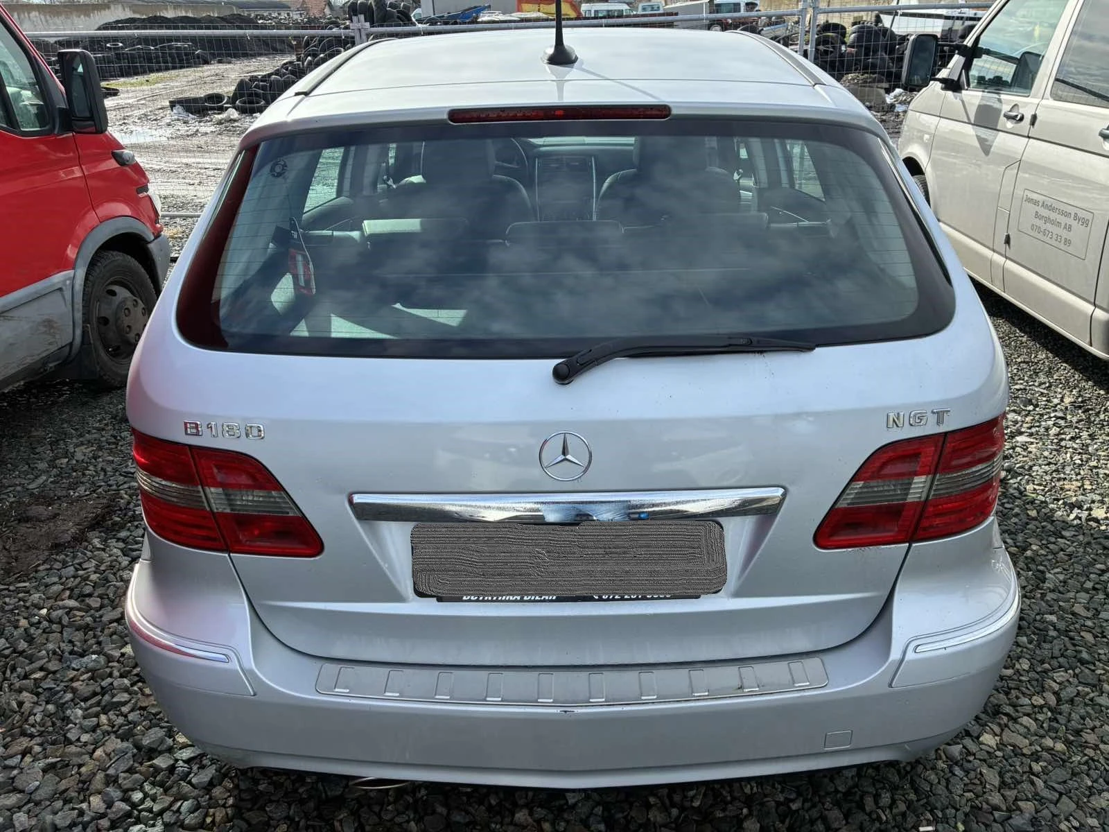 Mercedes-Benz B 180, снимка 4 - Автомобили и джипове - 54024936