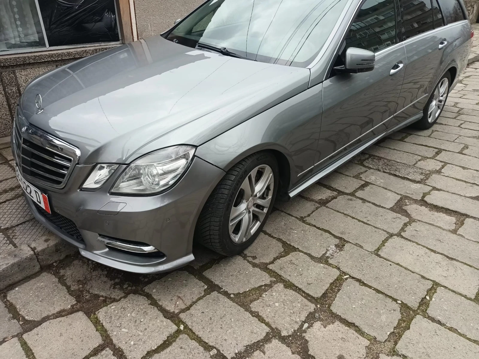 Mercedes-Benz E 350, снимка 4 - Автомобили и джипове - 54091000