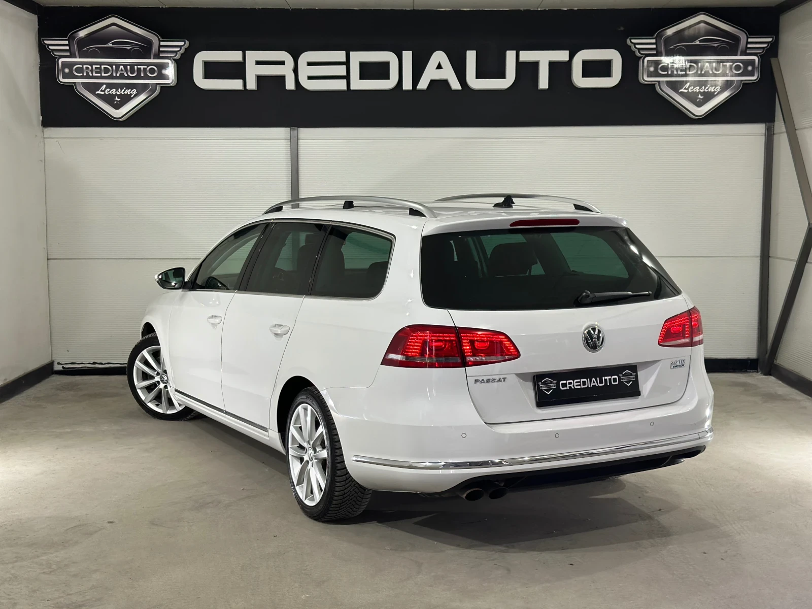 VW Passat LED* Navi* Pano* 4 motion, снимка 4 - Автомобили и джипове - 54264162