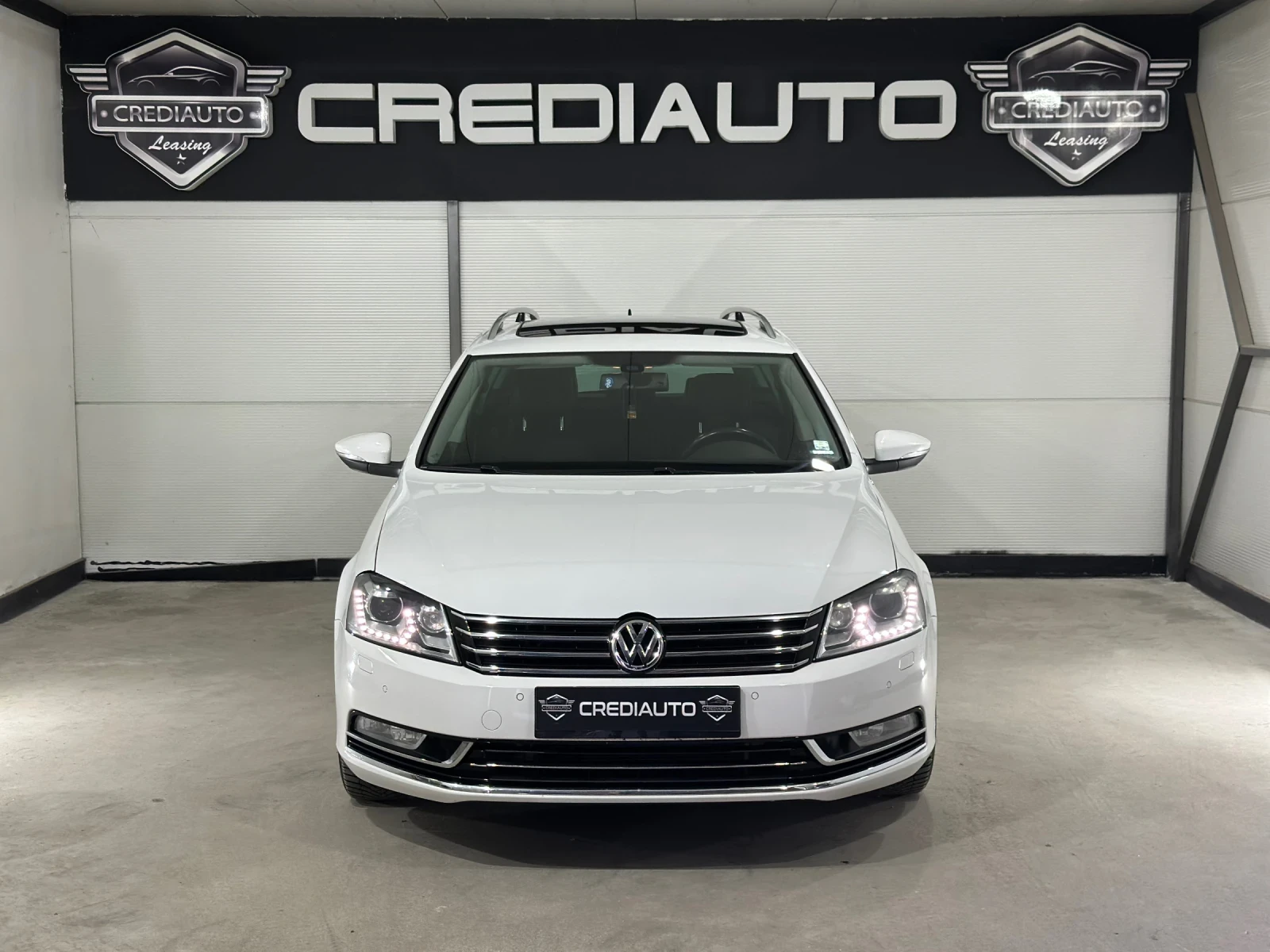 VW Passat LED* Navi* Pano* 4 motion, снимка 2 - Автомобили и джипове - 54264162